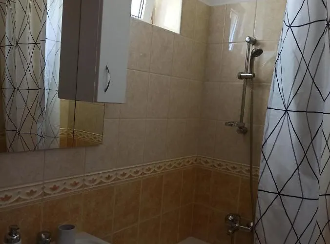 Peppy & Pool Apartament